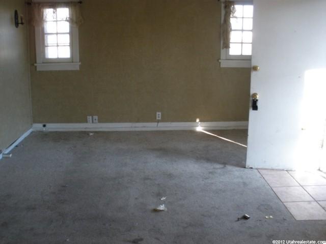 8890 S 250 E, Sandy, UT 84070 — photo 2