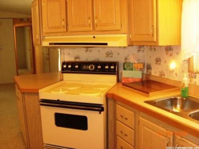 1111 N 2000 W #319, Farr West, UT 84404 — photo 9