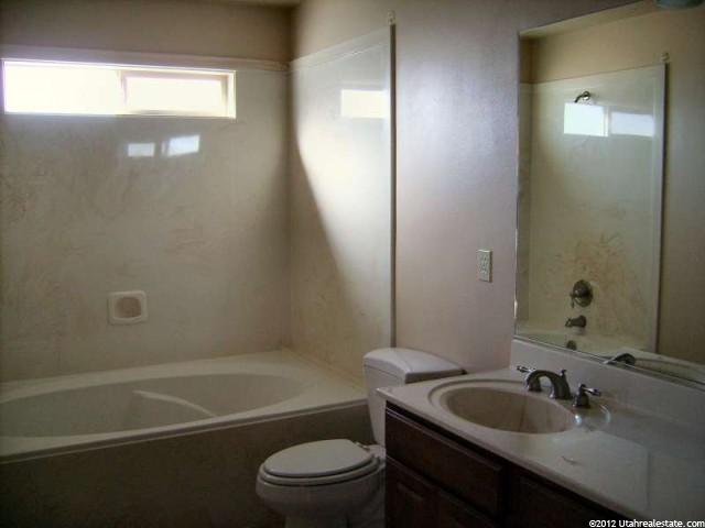 351 N Windsor Dr, Washington, UT 84780 — photo 5