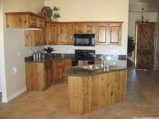 1324 W 2340 N, Clinton, UT 84015 — photo 5