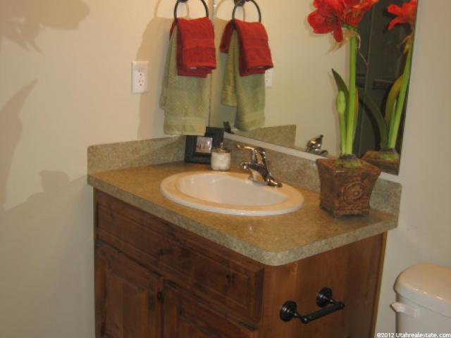 1324 W 2340 N, Clinton, UT 84015 — photo 6