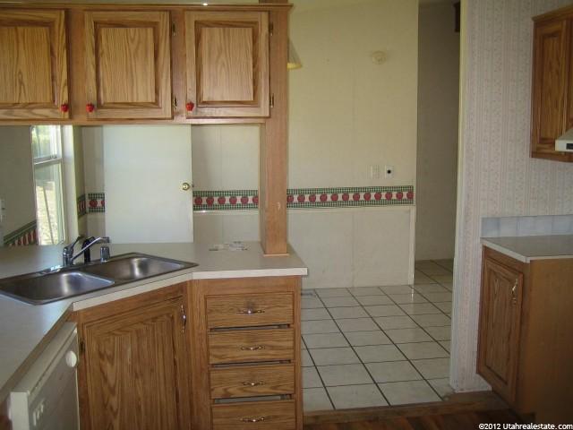 235 S 200 W, Hyrum, UT 84319 — photo 4