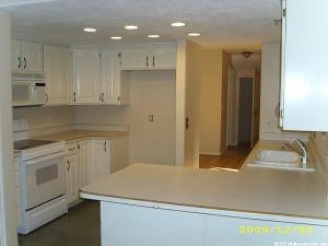 485 W Diagonal St #10, St. George, UT 84770 — photo 2