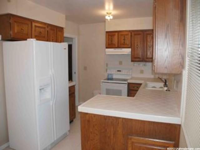 556 E Floyd Dr, Sandy, UT 84070 — photo 6