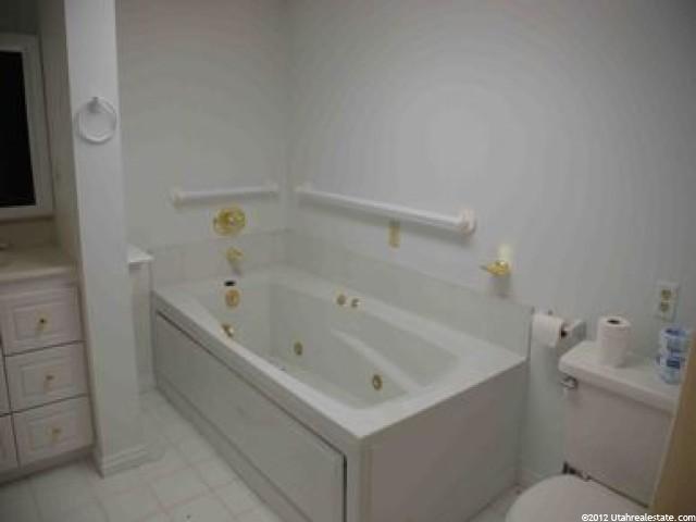 556 E Floyd Dr, Sandy, UT 84070 — photo 7
