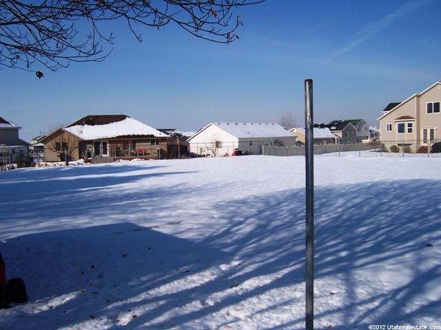 1078 W 2300 N, Clinton, UT 84015 — photo 3