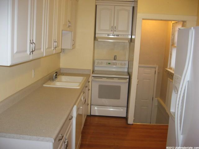 488 E Center St, Springville, UT 84663 — photo 6