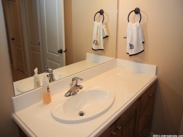624 E Eagle Ridge Dr, North Salt Lake, UT 84054 — photo 3