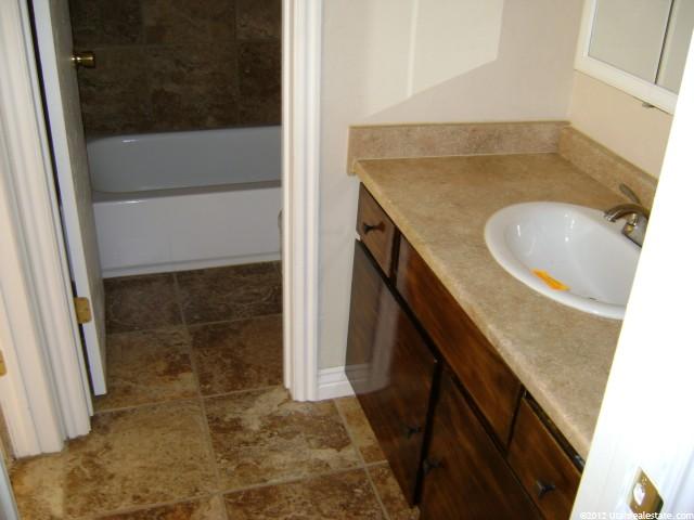 5386 Tonalea Dr, Murray, UT 84107 — photo 2