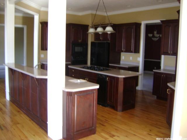 99 Lone Holw, Sandy, UT 84092 — photo 2