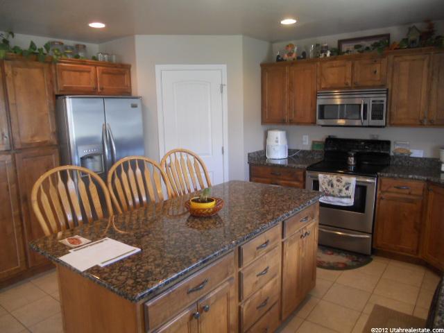 3469 W 2280 S, Syracuse, UT 84075 — photo 5