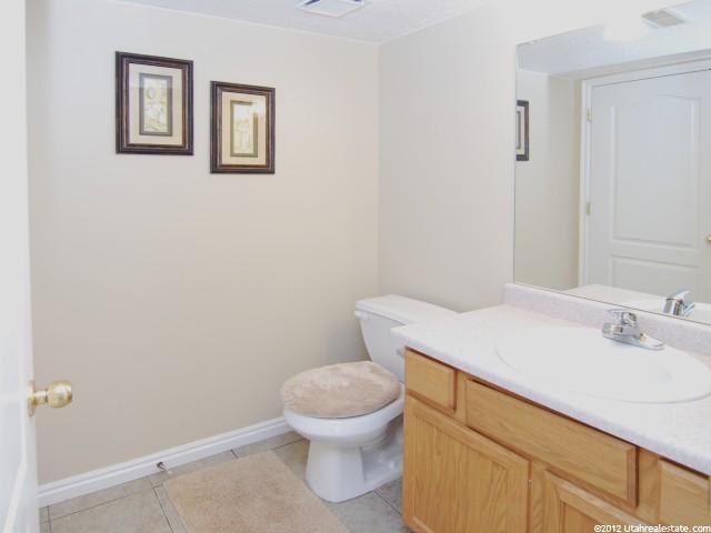 892 N 1125 W, Layton, UT 84041 — photo 11