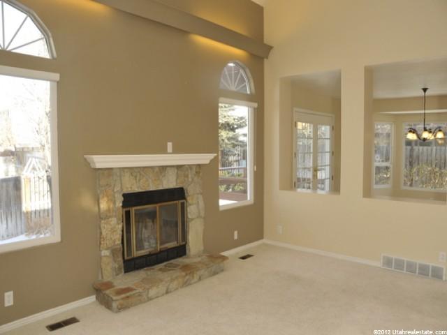 2479 E Glacier View Dr, Sandy, UT 84092 — photo 2