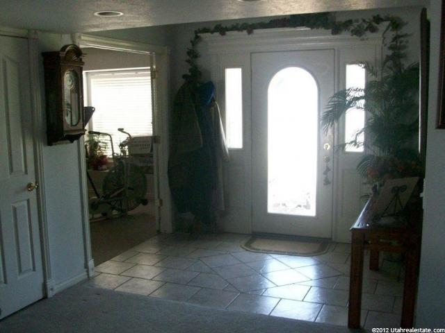 533 N 840 W, West Bountiful, UT 84087 — photo 2