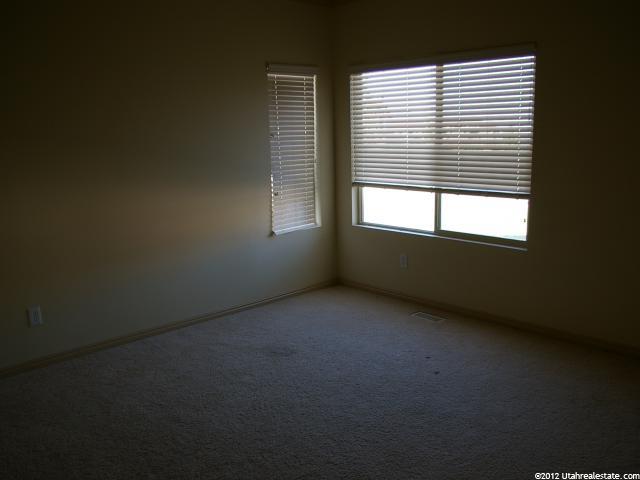 907 E Rosebud Ct, Draper, UT 84020 — photo 2