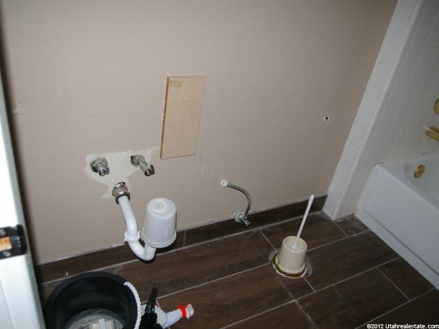 664 E 5600 S, Murray, UT 84107 — photo 2