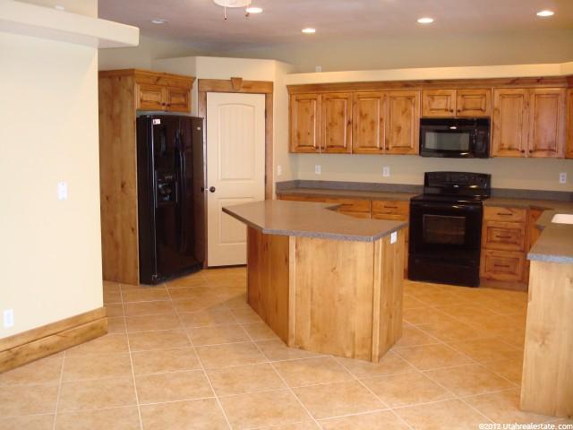1229 Grandview Dr, Providence, UT 84332 — photo 5