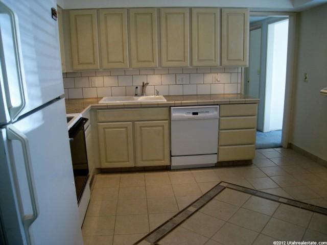 2273 E Tara Ln #4, Holladay, UT 84117 — photo 3
