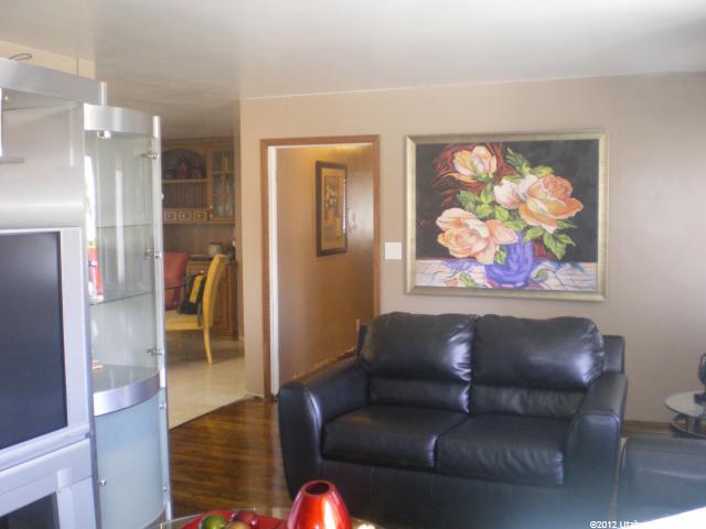 4214 College Dr, Ogden, UT 84403 — photo 3