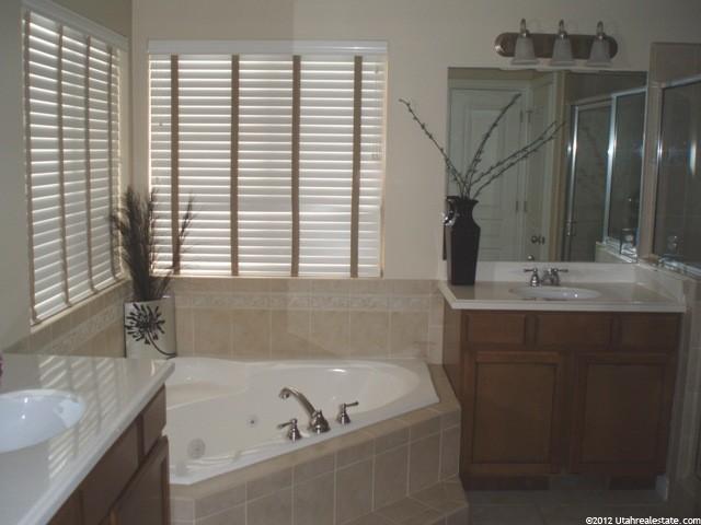 909 W 2075 S, Syracuse, UT 84075 — photo 7