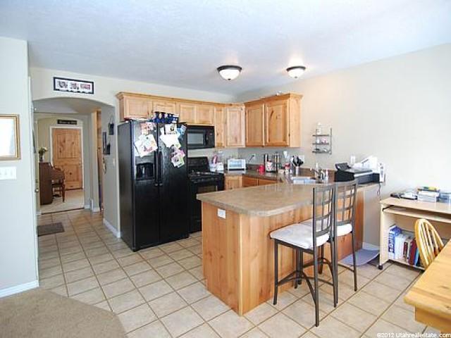 1736 Arnold Dr, Layton, UT 84041 — photo 3
