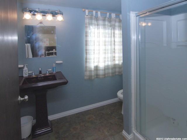 3359 S 550 W, Bountiful, UT 84010 — photo 9