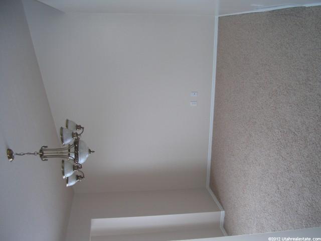 853 W 1930 N, Clinton, UT 84015 — photo 4