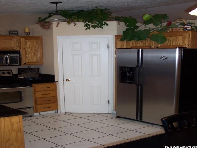 3057 N 2575 W, Farr West, UT 84404 — photo 4