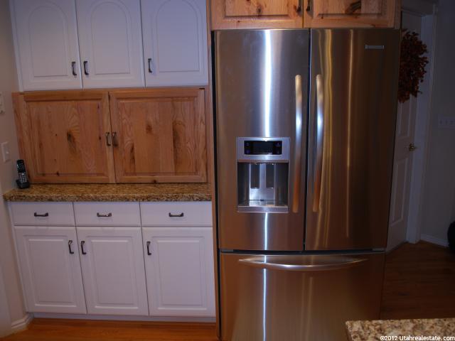 724 E 3225 N, North Ogden, UT 84414 — photo 2