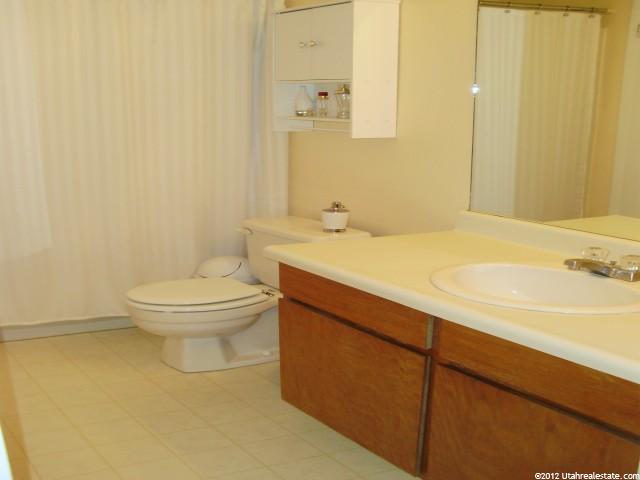 255 E Hill Ave, Murray, UT 84107 — photo 6