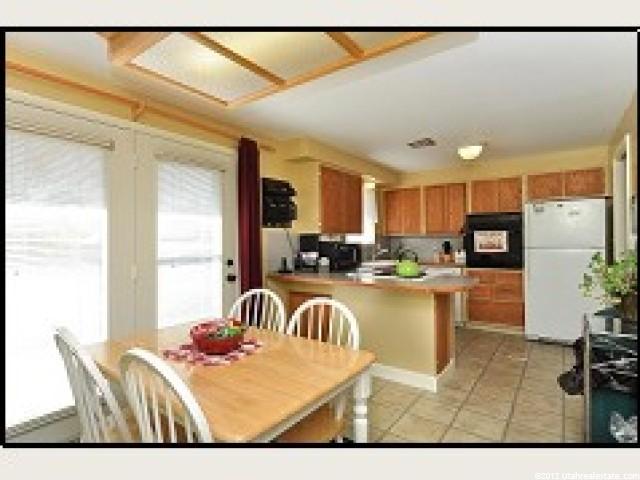 197 W 1350 N, Layton, UT 84041 — photo 4