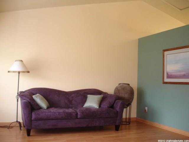4670 S 1100 E, South Ogden, UT 84403 — photo 2