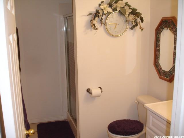 4670 S 1100 E, South Ogden, UT 84403 — photo 9