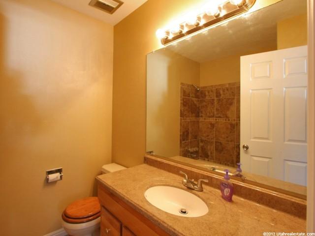 521 E Dawn Dr S, Sandy, UT 84070 — photo 8
