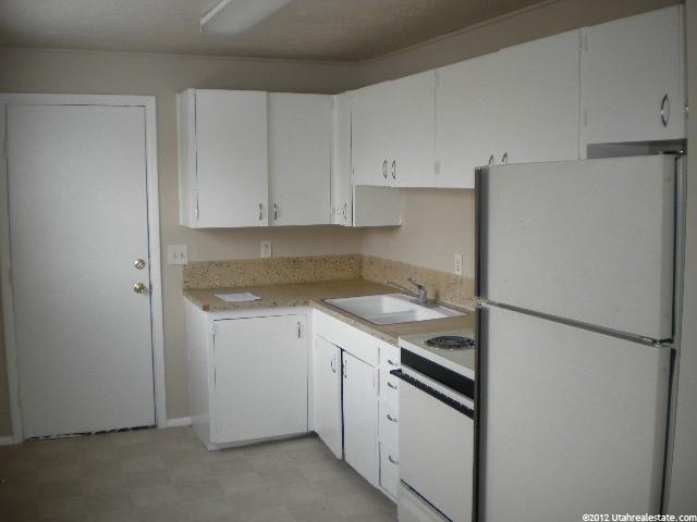 4836 S 100 E, Washington Terrace, UT 84405 — photo 3
