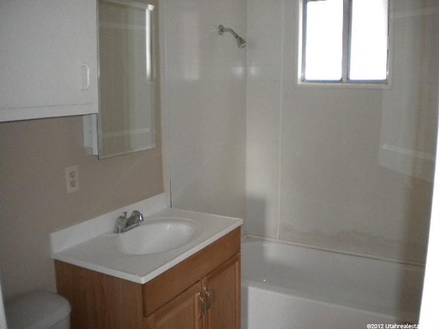 4836 S 100 E, Washington Terrace, UT 84405 — photo 4