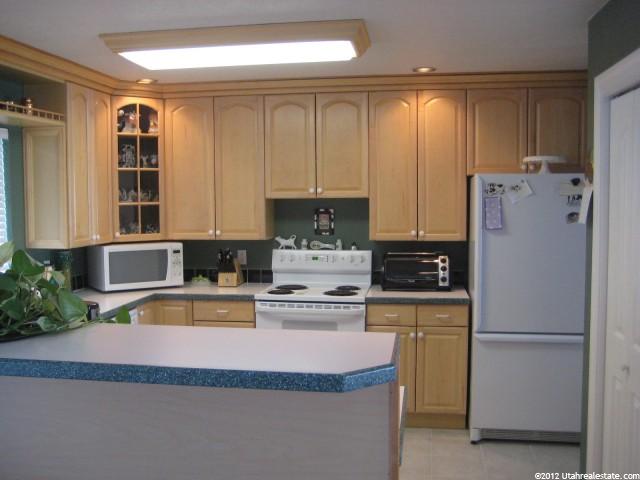 6986 W 2000 N, Petersboro, UT 84325 — photo 7