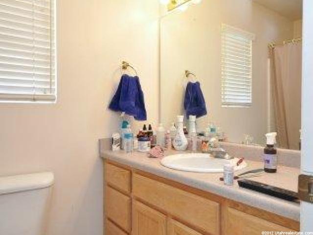 5379 Vista Dr, Roy, UT 84067 — photo 2