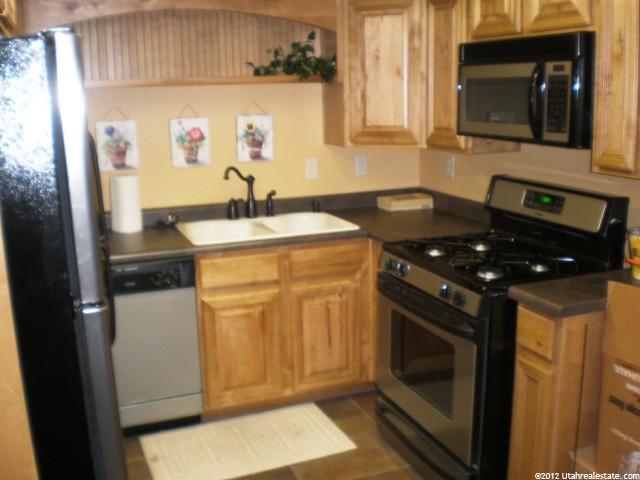 2446 E 2070 S, St. George, UT 84790 — photo 11