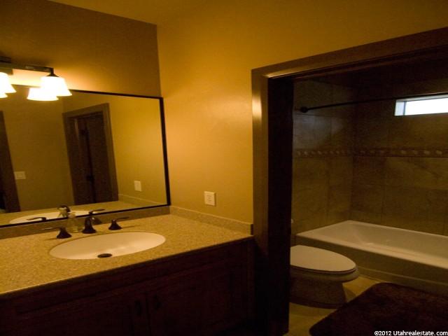 44 Hummingbird, Springdale, UT 84767 — photo 11