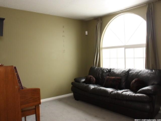 2339 W 2120 N, Clinton, UT 84015 — photo 4