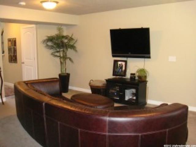 2061 N Evans Cove Loop, Layton, UT 84041 — photo 3