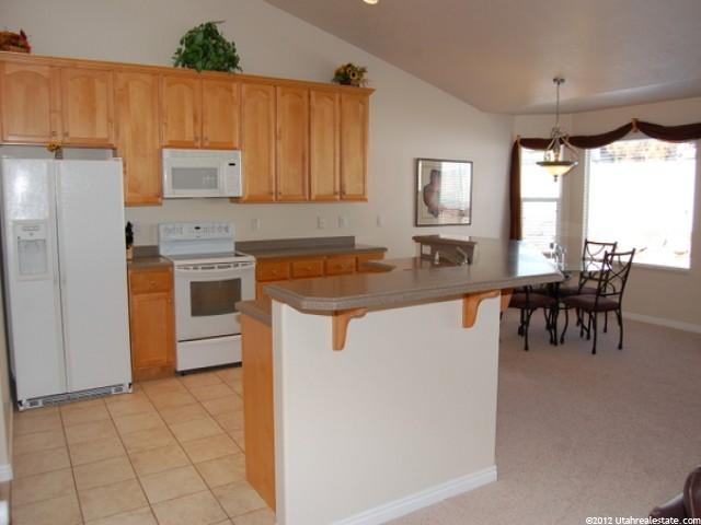 383 E 1625 N, Layton, UT 84041 — photo 3