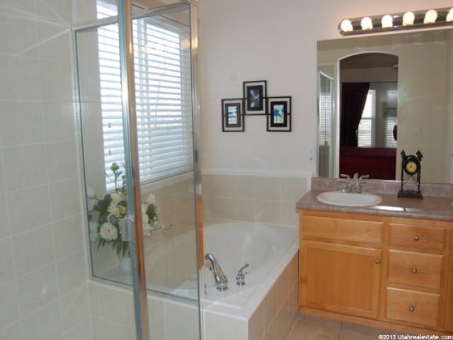 383 E 1625 N, Layton, UT 84041 — photo 6