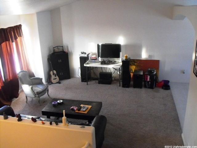 2056 N 550 W, Clinton, UT 84015 — photo 3