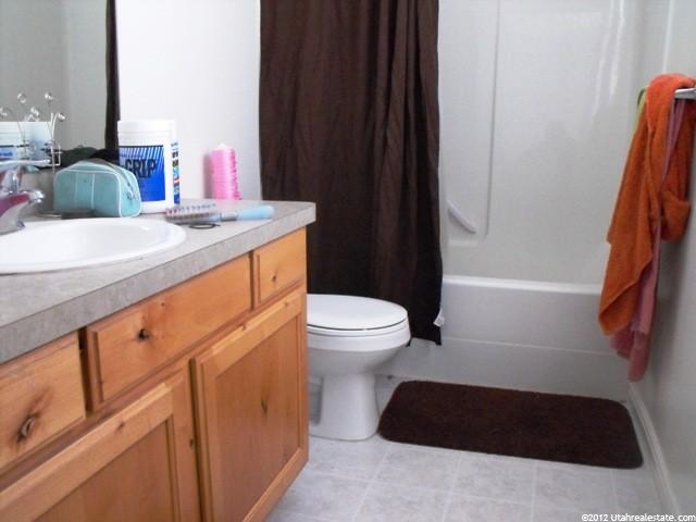 2056 N 550 W, Clinton, UT 84015 — photo 4