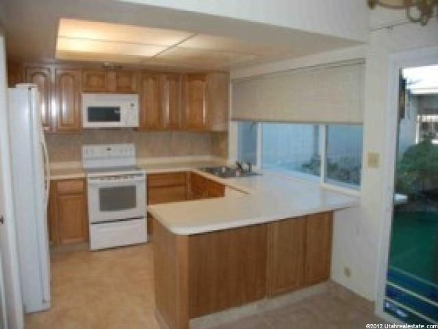 4880 S 1710 E, Holladay, UT 84117 — photo 3