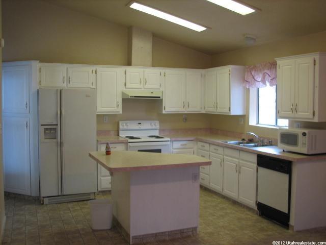 39 Redbluff Dr, Hurricane, UT 84737 — photo 5