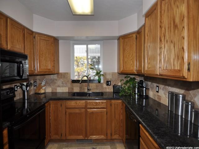 2402 S 150 E, Bountiful, UT 84010 — photo 3