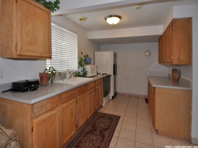2402 S 150 E, Bountiful, UT 84010 — photo 7